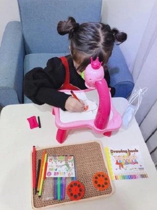 BARVERE Proiettore tavolo da disegno per bambini, lavagna da pittura rosa  per bambini dai 2 anni